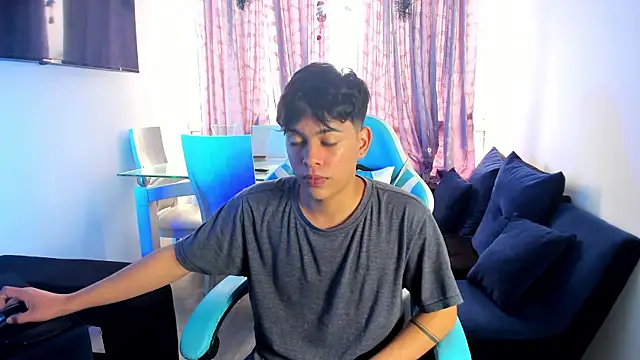 Franco Rizzo  online show from 3, 2, 2025