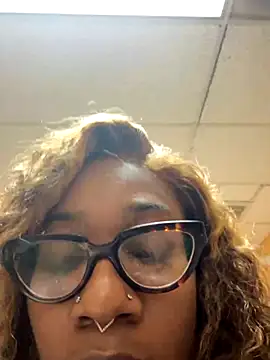 VixenCapri online show from 19, 11, 2025