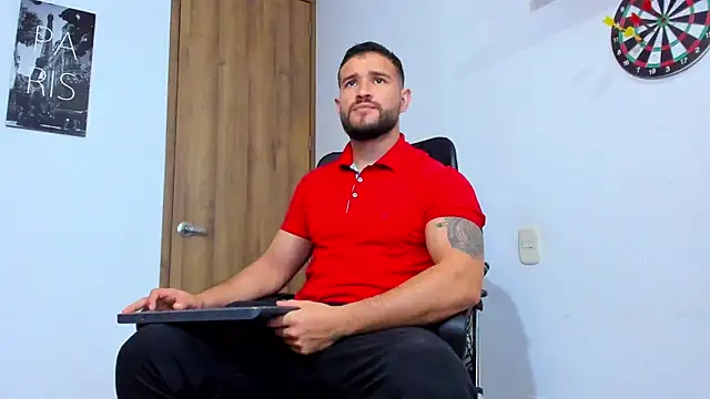 Snapshot of AndrewDiaz chatting on 12, 10, 2025 AndrewDiaz online show from 12, 10, 2025