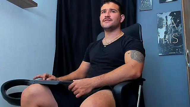 Snapshot of AndrewDiaz chatting on 23, 7, 2026 AndrewDiaz online show from 23, 7, 2026