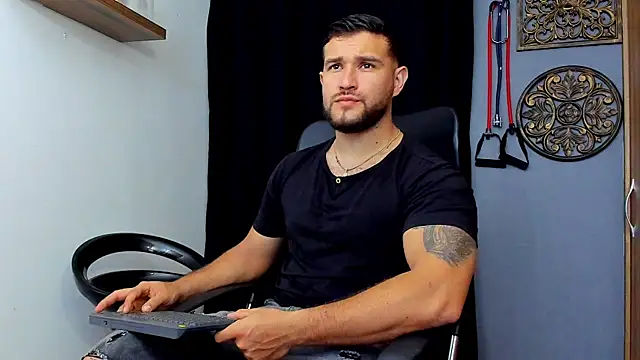 Snapshot of AndrewDiaz chatting on 12, 1, 2026 AndrewDiaz online show from 12, 1, 2026