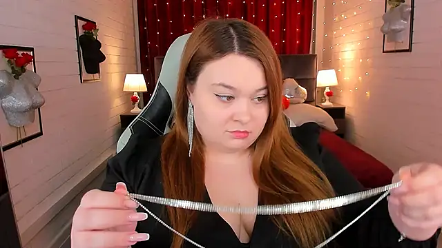 Snapshot of KimberlyMaran chatting on 11, 3, 2025 KimberlyMaran online show from 11, 3, 2025