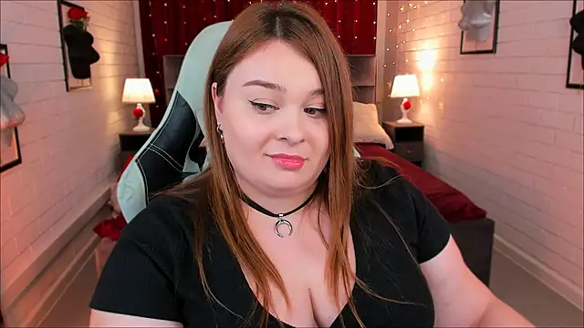 Snapshot of KimberlyMaran chatting on 18, 2, 2025 KimberlyMaran online show from 18, 2, 2025