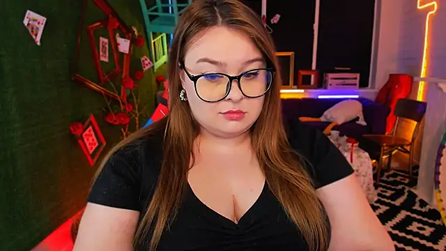 Snapshot of KimberlyMaran chatting on 22, 2, 2025 KimberlyMaran online show from 22, 2, 2025