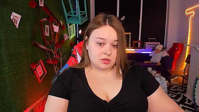 Snapshot of KimberlyMaran chatting on 25, 2, 2025 KimberlyMaran online show from 25, 2, 2025