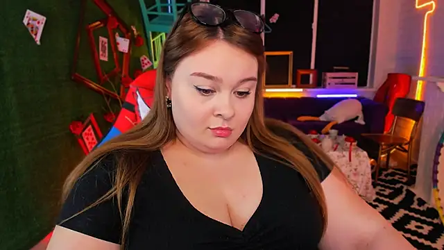 Snapshot of KimberlyMaran chatting on 22, 2, 2025 KimberlyMaran online show from 22, 2, 2025