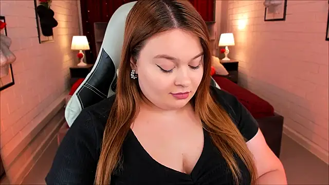 Snapshot of KimberlyMaran chatting on 23, 2, 2025 KimberlyMaran online show from 23, 2, 2025