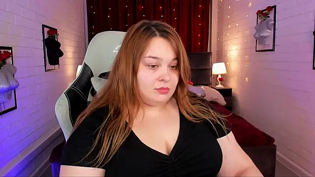 Snapshot of KimberlyMaran chatting on 7, 3, 2025 KimberlyMaran online show from 7, 3, 2025