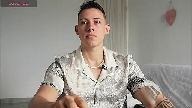 Muscle King Cum online show from 9, 4, 2026