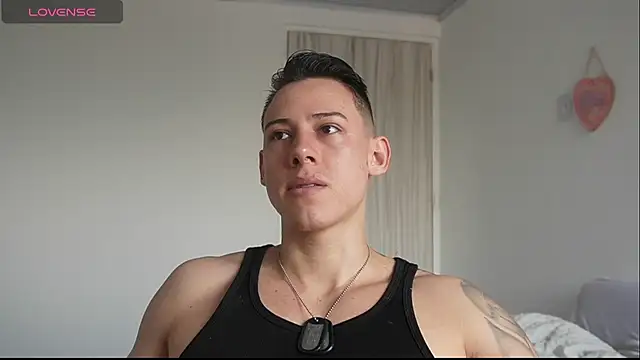 Snapshot of Muscle_King_Cum chatting on 1, 5, 2026 Muscle King Cum online show from 1, 5, 2026