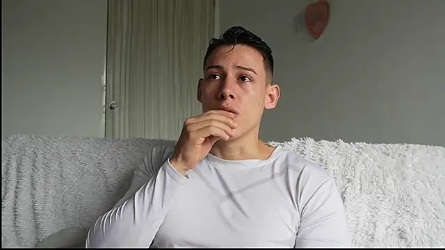 Muscle King Cum online show from 15, 6, 2026