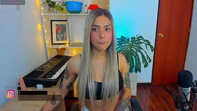 Yeriawaddell  online show from 30, 12, 2024