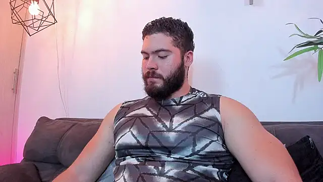 SebastianVilla  online show from 13, 7, 2026