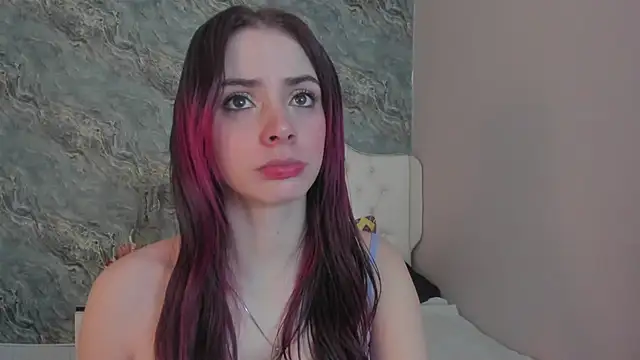 CAMILLEN PETTID online show from 6, 3, 2025