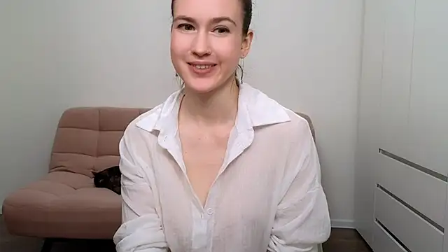 AliciaNewell online show from 15, 3, 2025