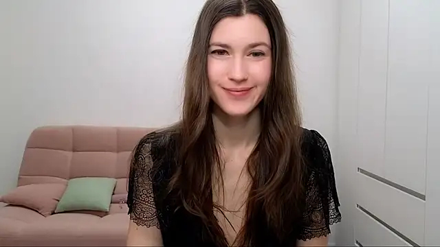 AliciaNewell online show from 18, 2, 2025