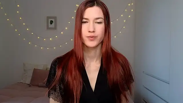 AliciaNewell online show from 26, 4, 2026