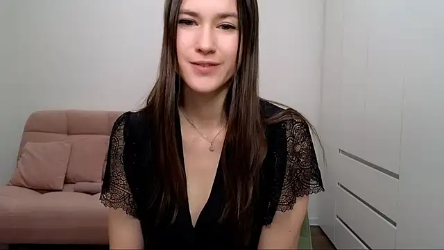 AliciaNewell online show from 10, 2, 2025