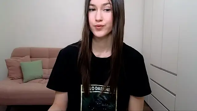 AliciaNewell online show from 10, 3, 2025