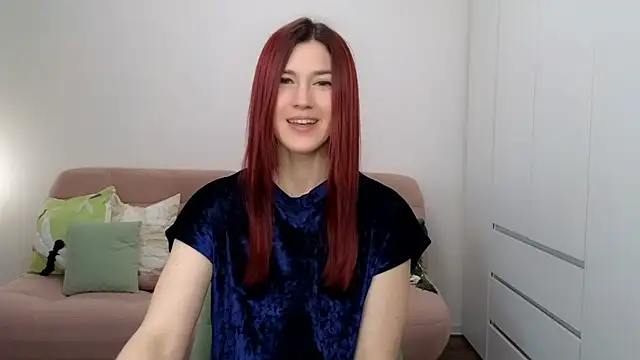 AliciaNewell online show from 4, 11, 2025