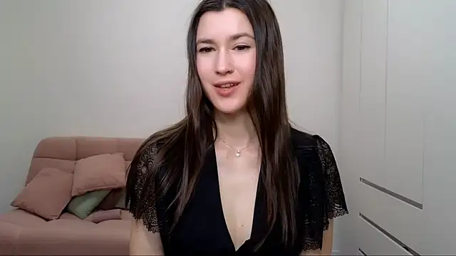 AliciaNewell online show from 14, 2, 2025