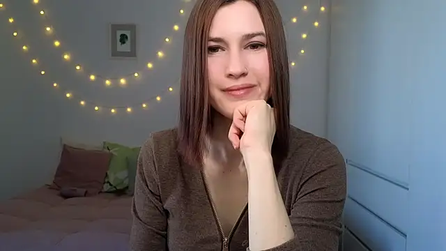 AliciaNewell online show from 5, 6, 2026