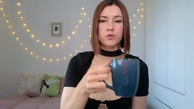 AliciaNewell online show from 30, 6, 2026
