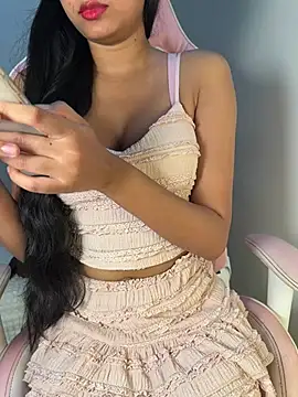 Snapshot of sneha_babe chatting on 18, 6, 2026 sneha babe online show from 18, 6, 2026