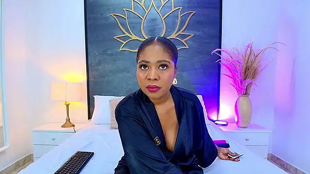 AlisonTravis online show from 17, 4, 2026