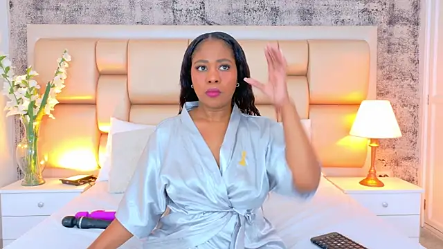 Snapshot of AlisonTravis chatting on 1, 11, 2025 AlisonTravis online show from 1, 11, 2025