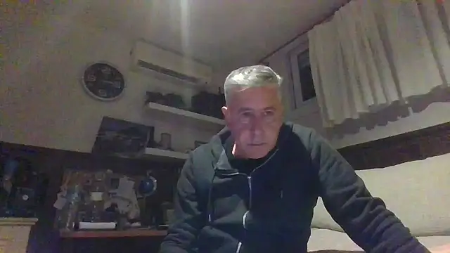 Snapshot of parejamlga58 chatting on 5, 12, 2024 parejamlga58 online show from 5, 12, 2024