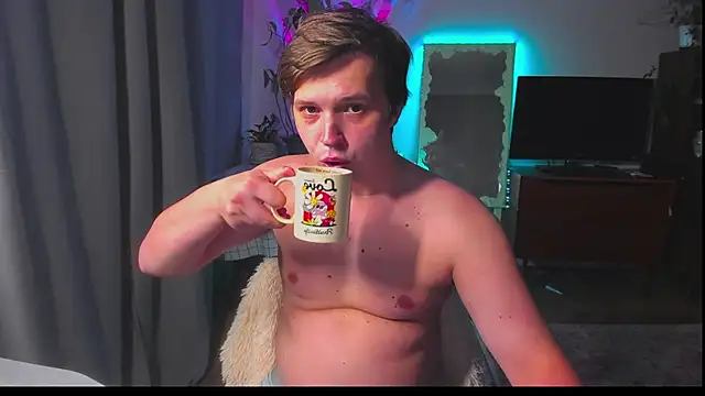 Snapshot of Evan_Boomer chatting on 12, 10, 2025 Evan Boomer online show from 12, 10, 2025