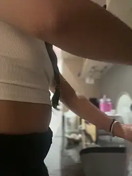 Emilia Bakerr online show from 25, 2, 2025