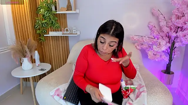 MrsFoucher online show from 30, 7, 2026
