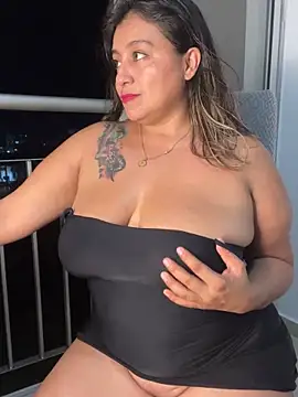 Snapshot of MrsFoucher chatting on 19, 3, 2025 MrsFoucher online show from 19, 3, 2025