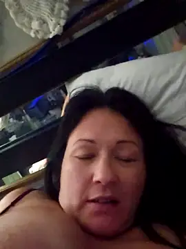 Snapshot of sweetkitty111 chatting on 21, 12, 2025 sweetkitty111 online show from 21, 12, 2025