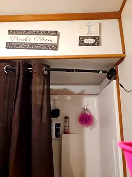 sweetkitty111 online show from 28, 10, 2025