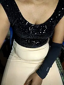 Snapshot of Telugu_ammayi_pooja chatting on 27, 11, 2025 Telugu ammayi pooja online show from 27, 11, 2025