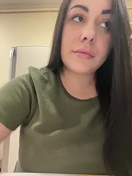 DaisyStreet online show from 8, 4, 2026