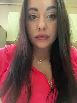 Snapshot of DaisyStreet chatting on 22, 6, 2026 DaisyStreet online show from 22, 6, 2026
