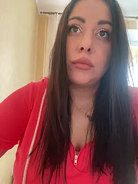 Snapshot of DaisyStreet chatting on 3, 7, 2026 DaisyStreet online show from 3, 7, 2026