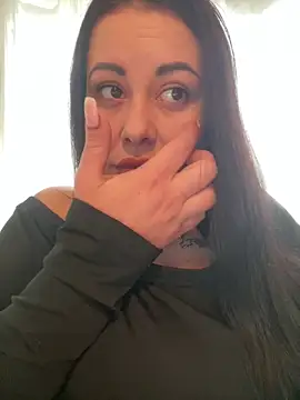 DaisyStreet online show from 15, 2, 2026