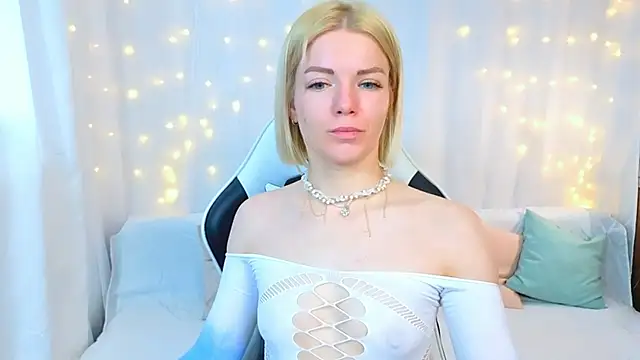 Snapshot of Lily_Daviss chatting on 12, 5, 2026 Lily Daviss online show from 12, 5, 2026