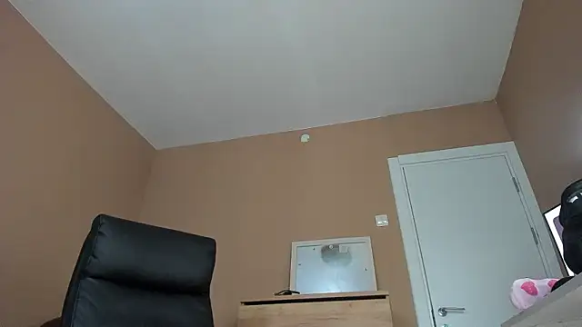 KaylaLaine online show from 15, 1, 2026