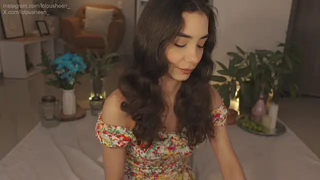JulietteDee online show from 10, 7, 2026