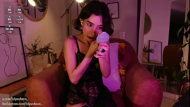 JulietteDee online show from 3, 2, 2025