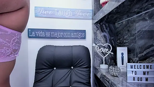 miss danika online show from 21, 2, 2026