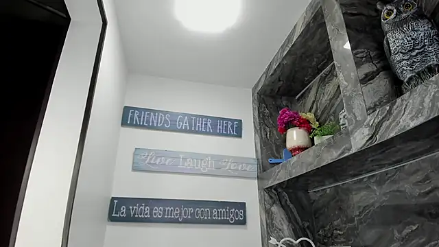 miss danika online show from 14, 1, 2026