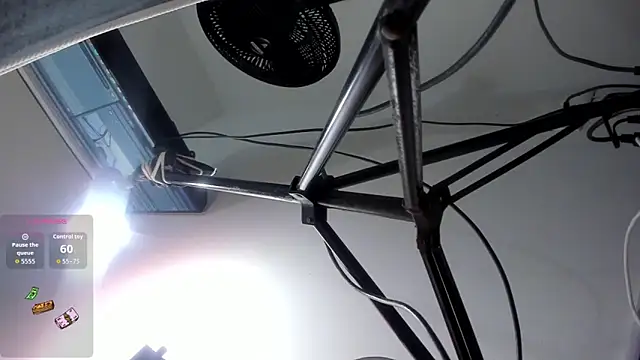 AllisonCherris online show from 21, 4, 2026