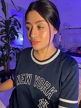 lucianaroy online show from 2, 3, 2026